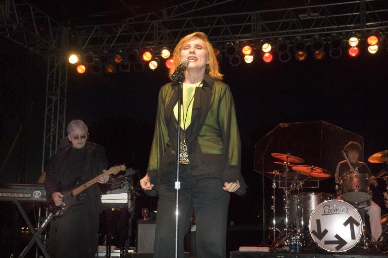 Blondie performs at Rockin' at the Knox 2006