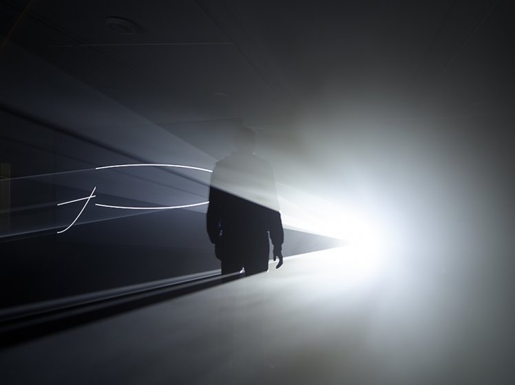 Anthony McCall&#039;s Face to Face, 2013